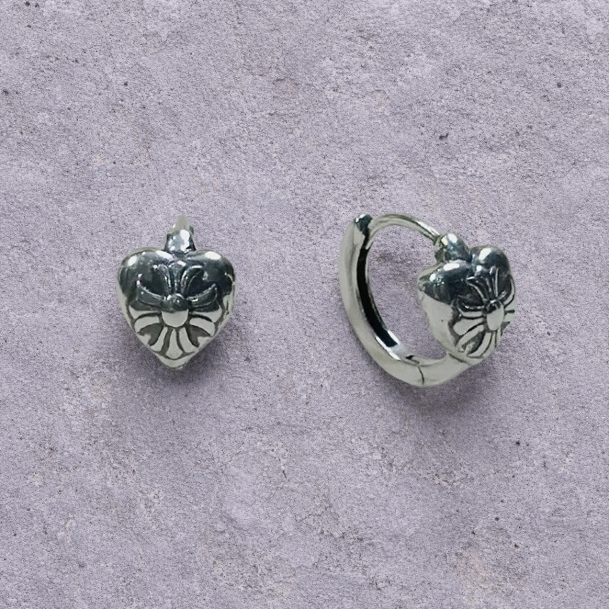 Bow Heart Oxidized S925 Huggie Hoop Earrings